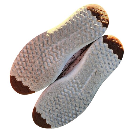 Cole Haan 8 B GrandPro Paisley Perforated Sneakers Canyon Rose - Picture 5 of 9